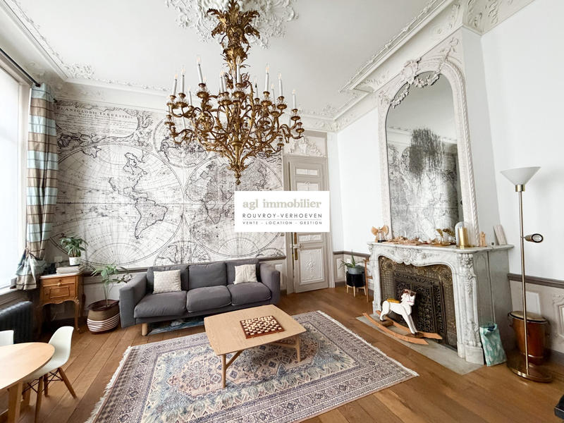 Maison - 400 m² - 10 pièces