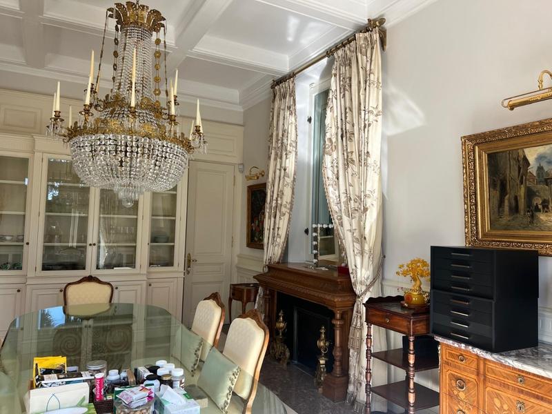 Villa - 500 m² - 10 pièces