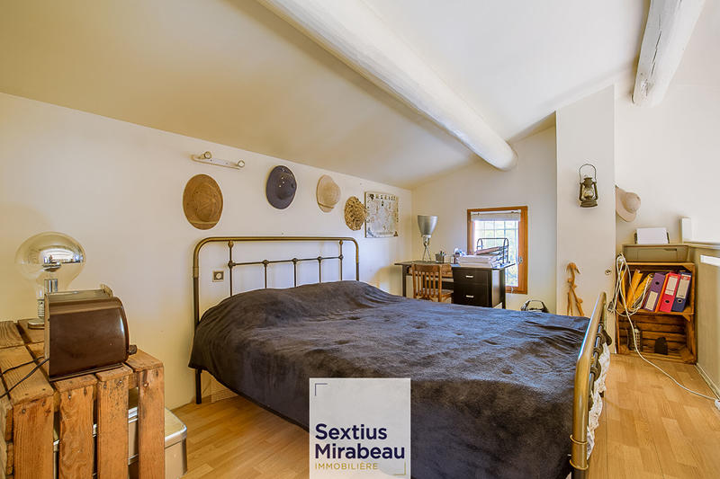 Maison - 111 m² - 5 pièces