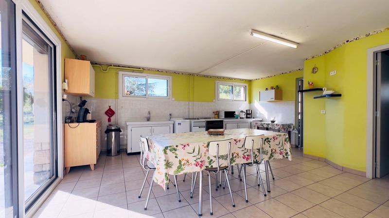 Maison - 160 m² - 5 pièces