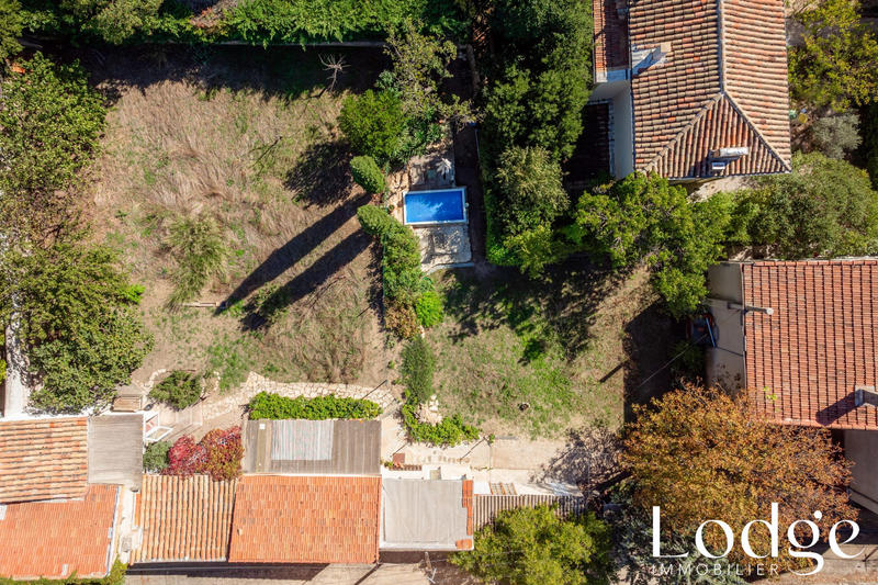 Maison - 220 m² - 10 pièces