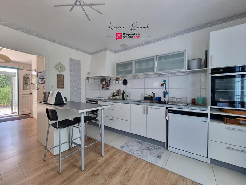 Maison - 200 m² - 6 pièces