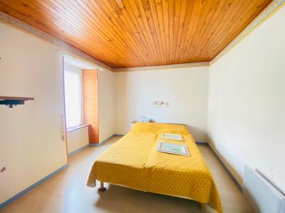 Maison - 102 m² - 4 pièces