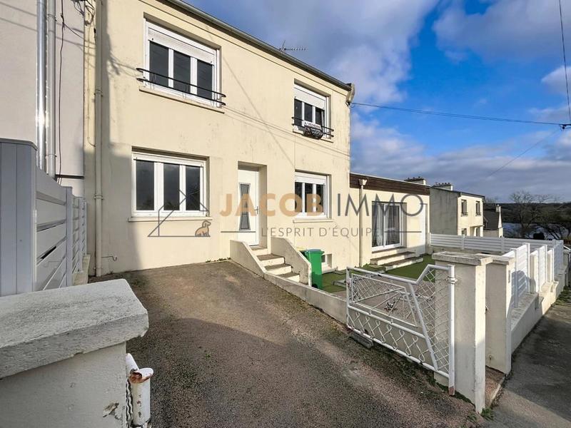 Maison - 142 m² - 6 pièces