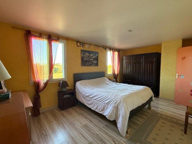 Corps de ferme - 342 m² - 10 pièces