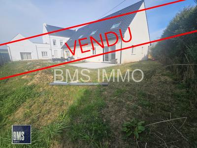 Maison - 95 m² - 4 pièces