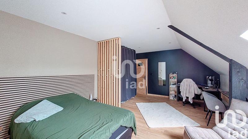 Maison - 185 m² - 7 pièces