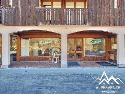 Appartement - 91 m² - 7 pièces