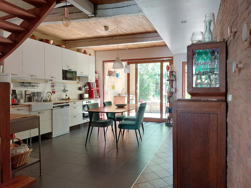 Maison - 200 m² - 7 pièces