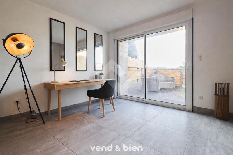 Appartement - 105 m² - 4 pièces