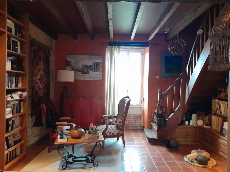 Maison - 240 m² - 8 pièces