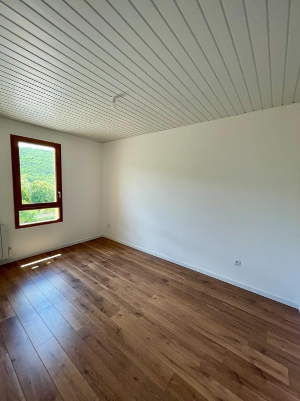 Maison - 107 m² - 4 pièces