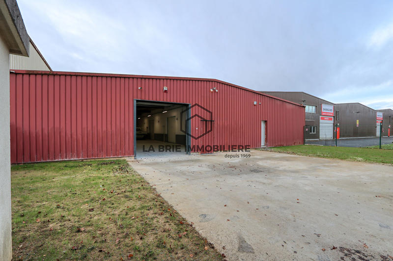 Local d'activité / Entrepôt - 42 m² - 1 pièce