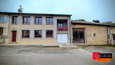 Maison - 200 m² - 5 pièces
