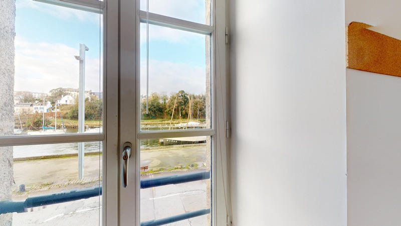 Local commercial - 218 m² - 1 pièce