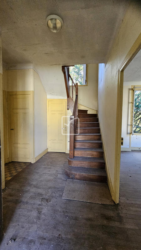 Maison - 100 m² - 6 pièces