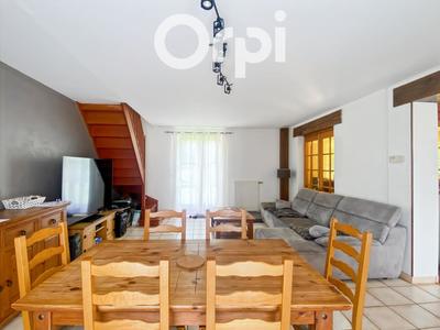 Maison - 135 m² - 7 pièces