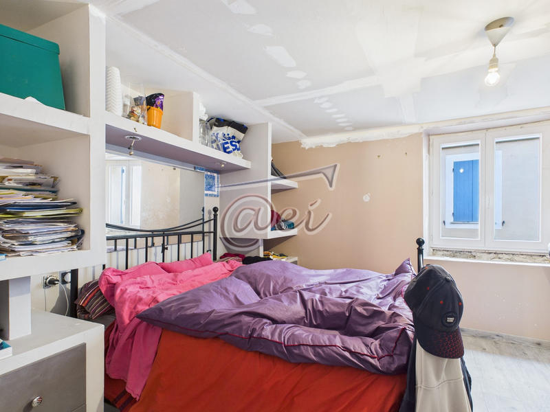 Maison - 87 m² - 5 pièces