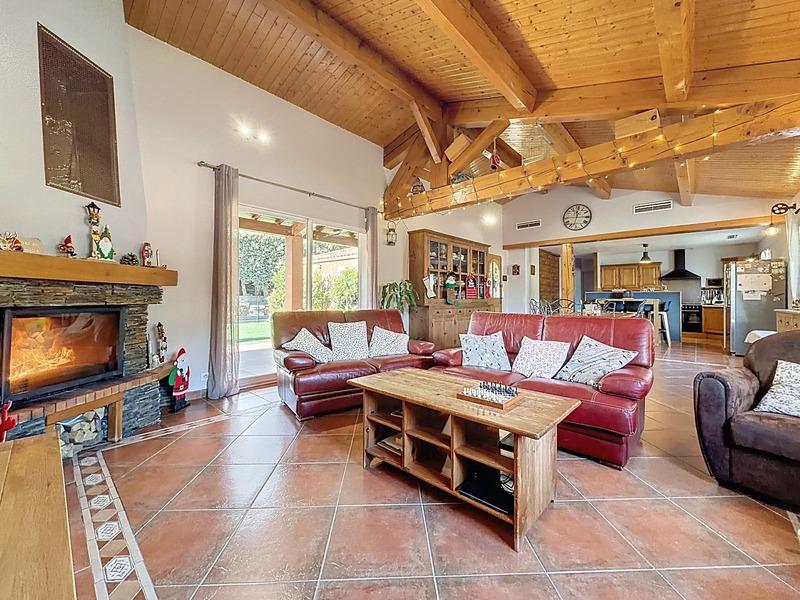 Maison - 174 m² - 6 pièces