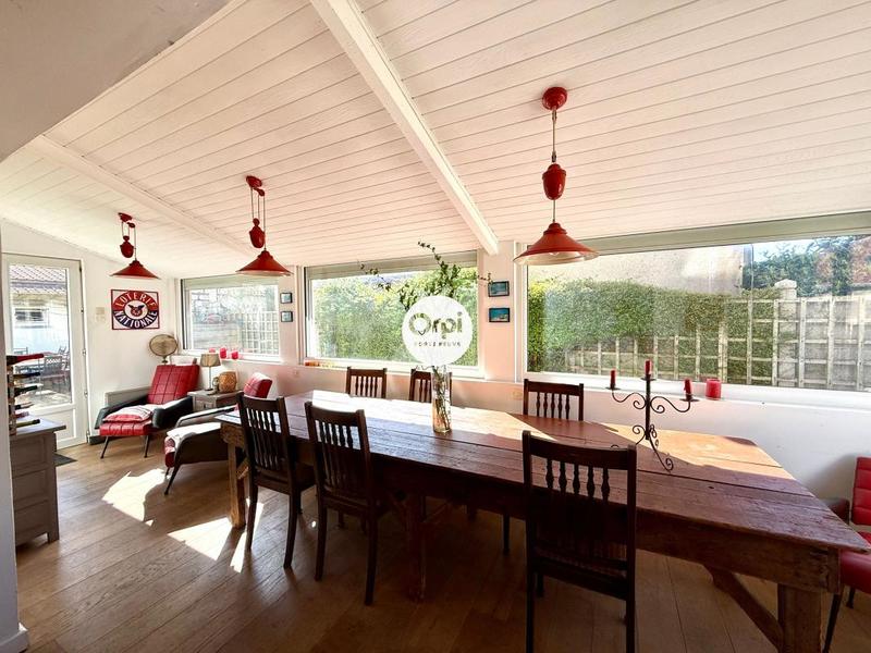 Maison - 128 m² - 6 pièces