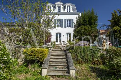 Maison - 133 m² - 6 pièces