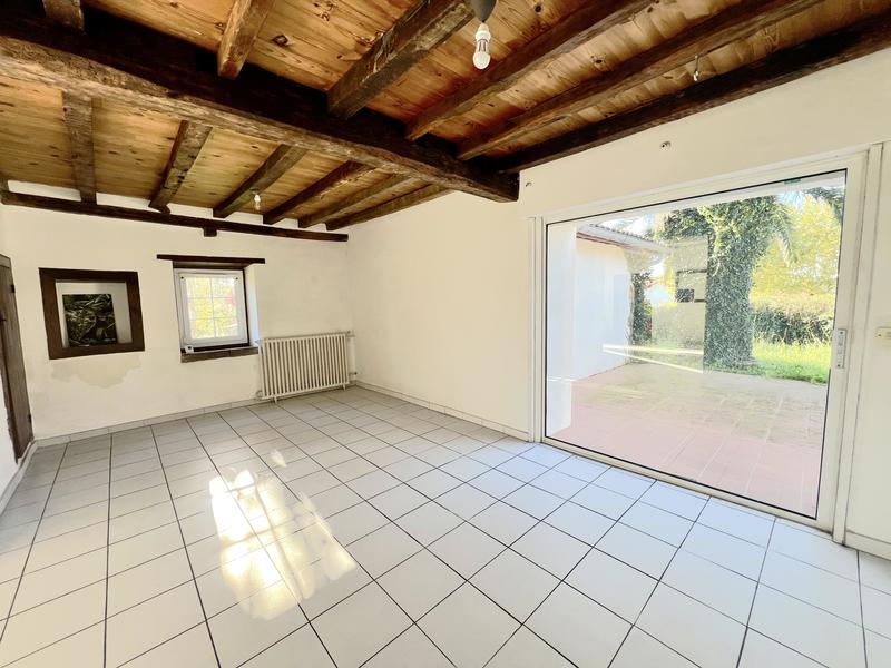 Maison de village - 250 m² - 9 pièces