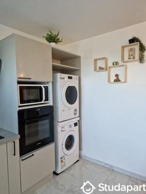 Chambre - 9 m² - 1 pièce