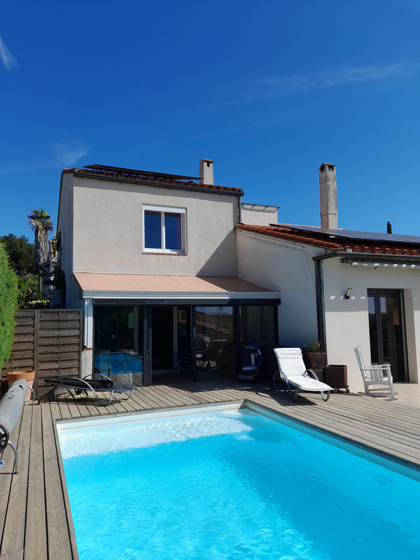 Villa - 185 m² - 6 pièces