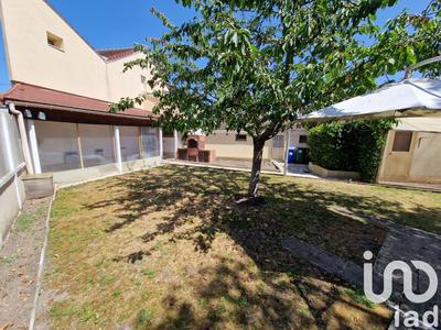 Maison - 96 m² - 5 pièces