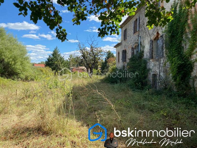 Mas - 400 m² - 15 pièces