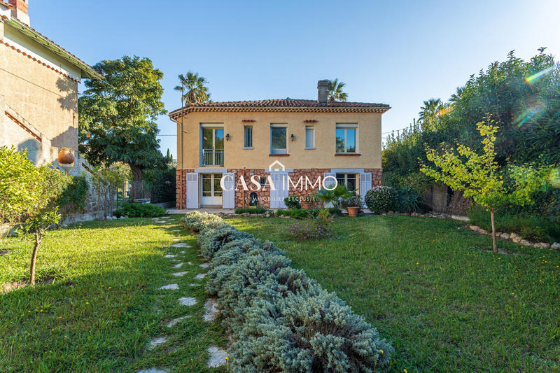 Maison ancienne - 145 m² - 6 pièces