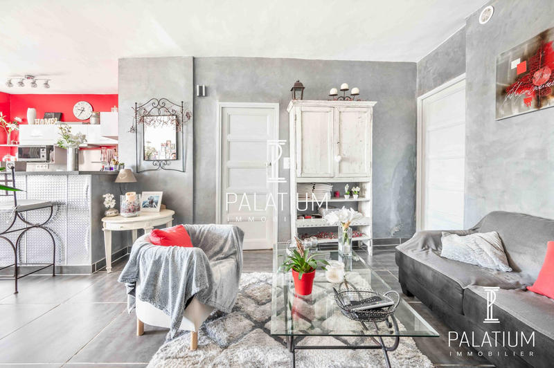 Maison - 95 m² - 4 pièces