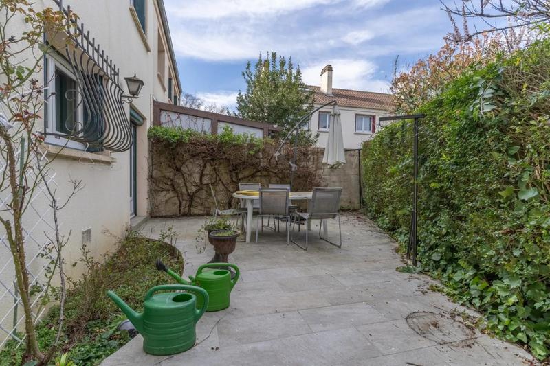 Maison - 115 m² - 6 pièces