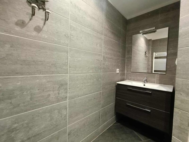 Appartement - 95 m² - 4 pièces