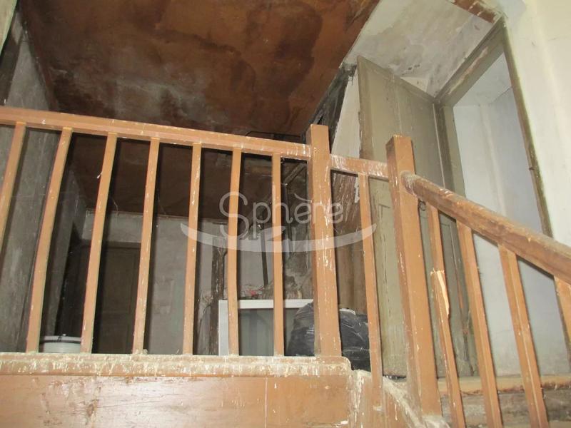 Maison de ville - 160 m² - 9 pièces