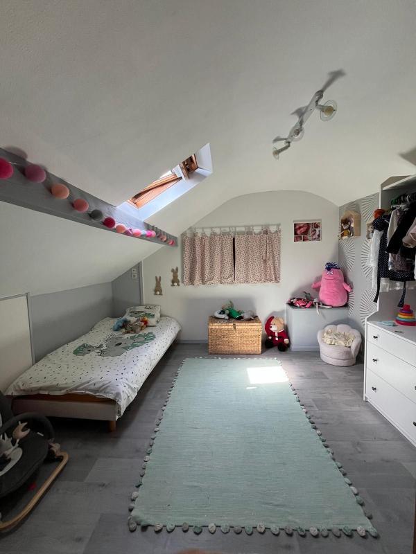 Maison - 121 m² - 5 pièces