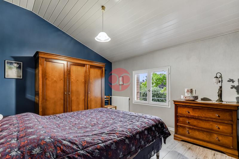 Maison - 166 m² - 6 pièces