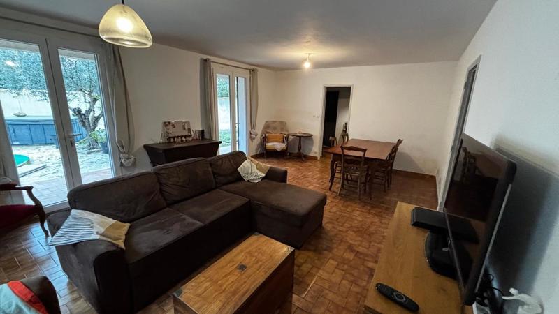 Maison - 180 m² - 7 pièces