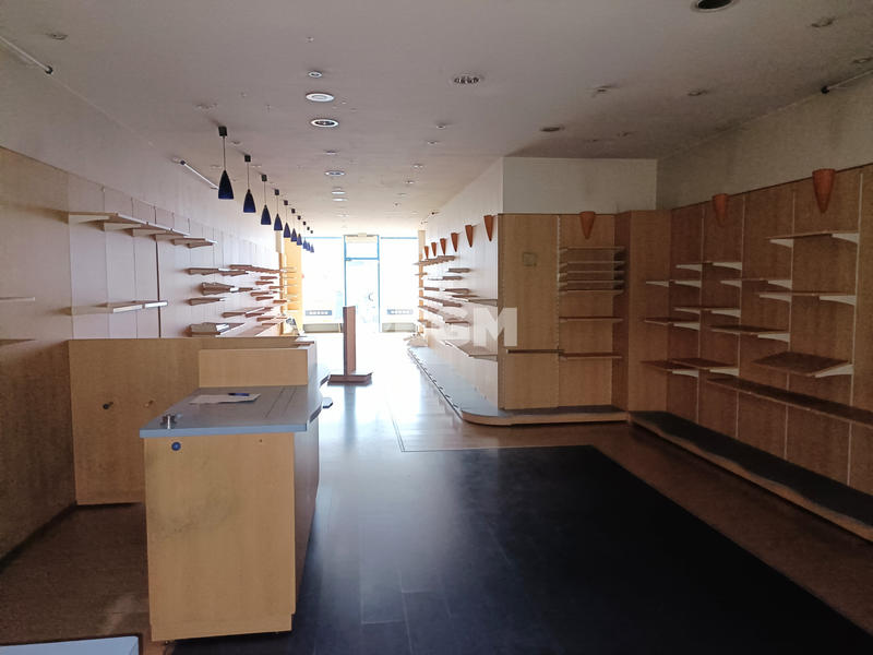 Local commercial - 100 m²