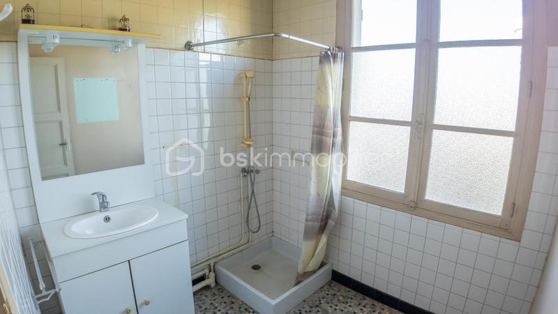 Maison traditionnelle - 78 m² - 4 pièces