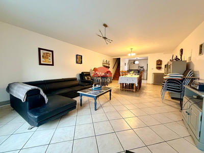 Maison - 104 m² - 4 pièces