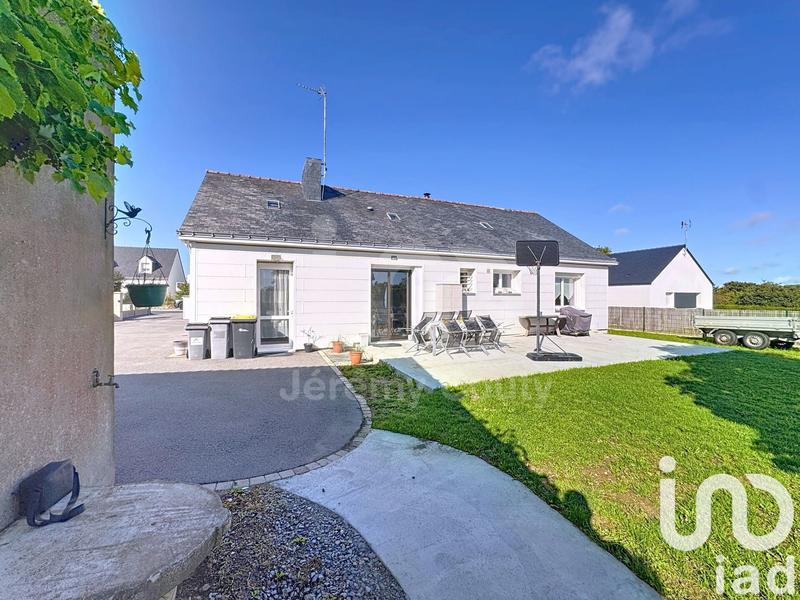 Maison - 98 m² - 5 pièces