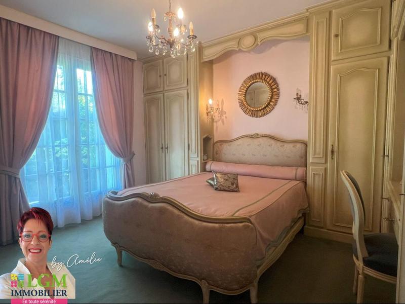 Villa - 195 m² - 7 pièces