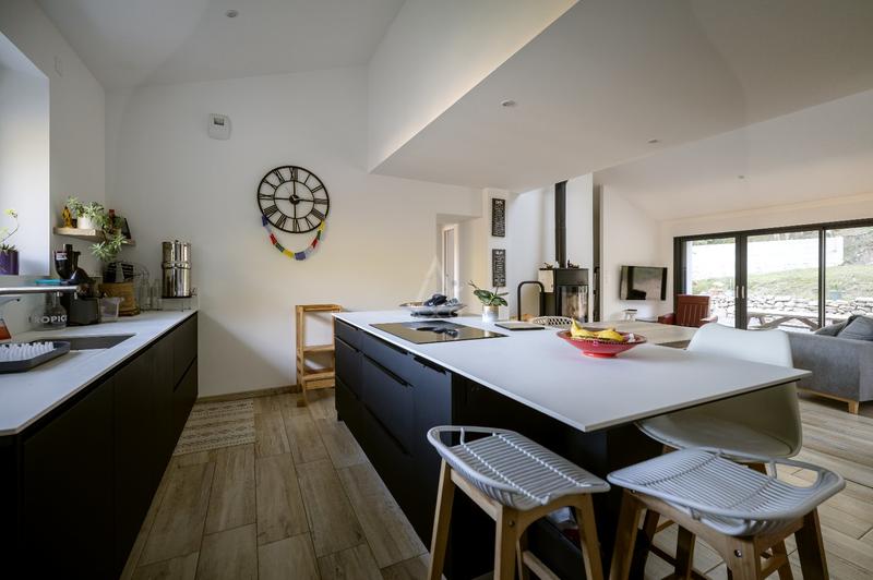 Maison - 139 m² - 6 pièces