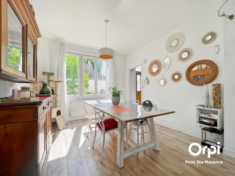 Maison - 107 m² - 6 pièces