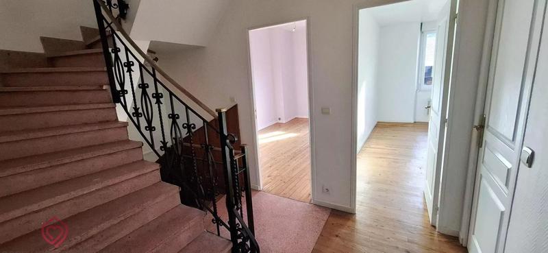 Maison de village - 174 m² - 9 pièces