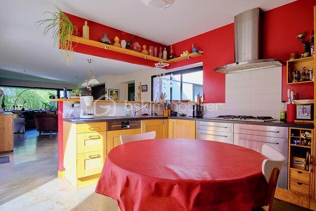 Maison - 192 m² - 8 pièces