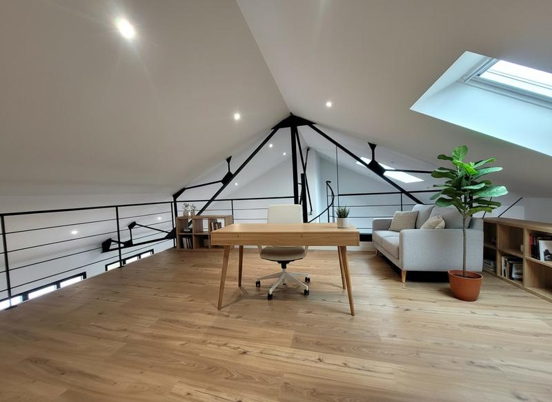 Loft - 110 m² - 4 pièces