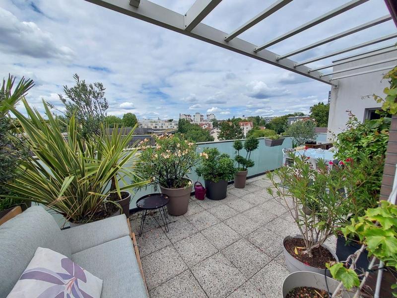 Appartement - 104 m² - 5 pièces