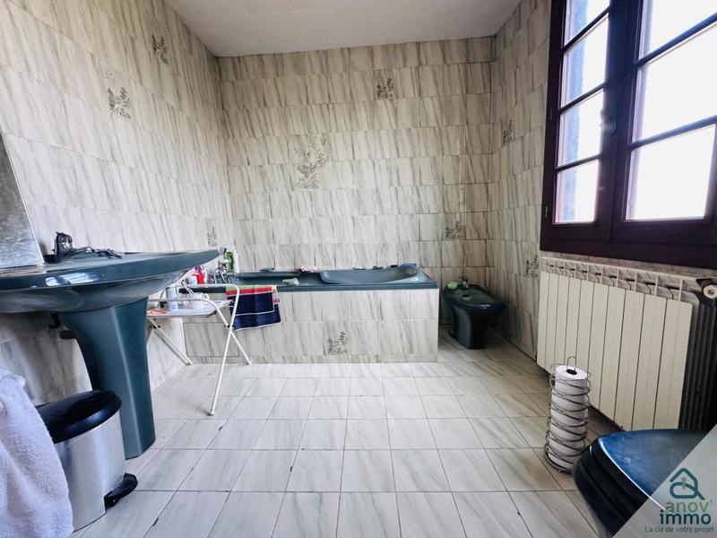 Maison - 198 m² - 8 pièces